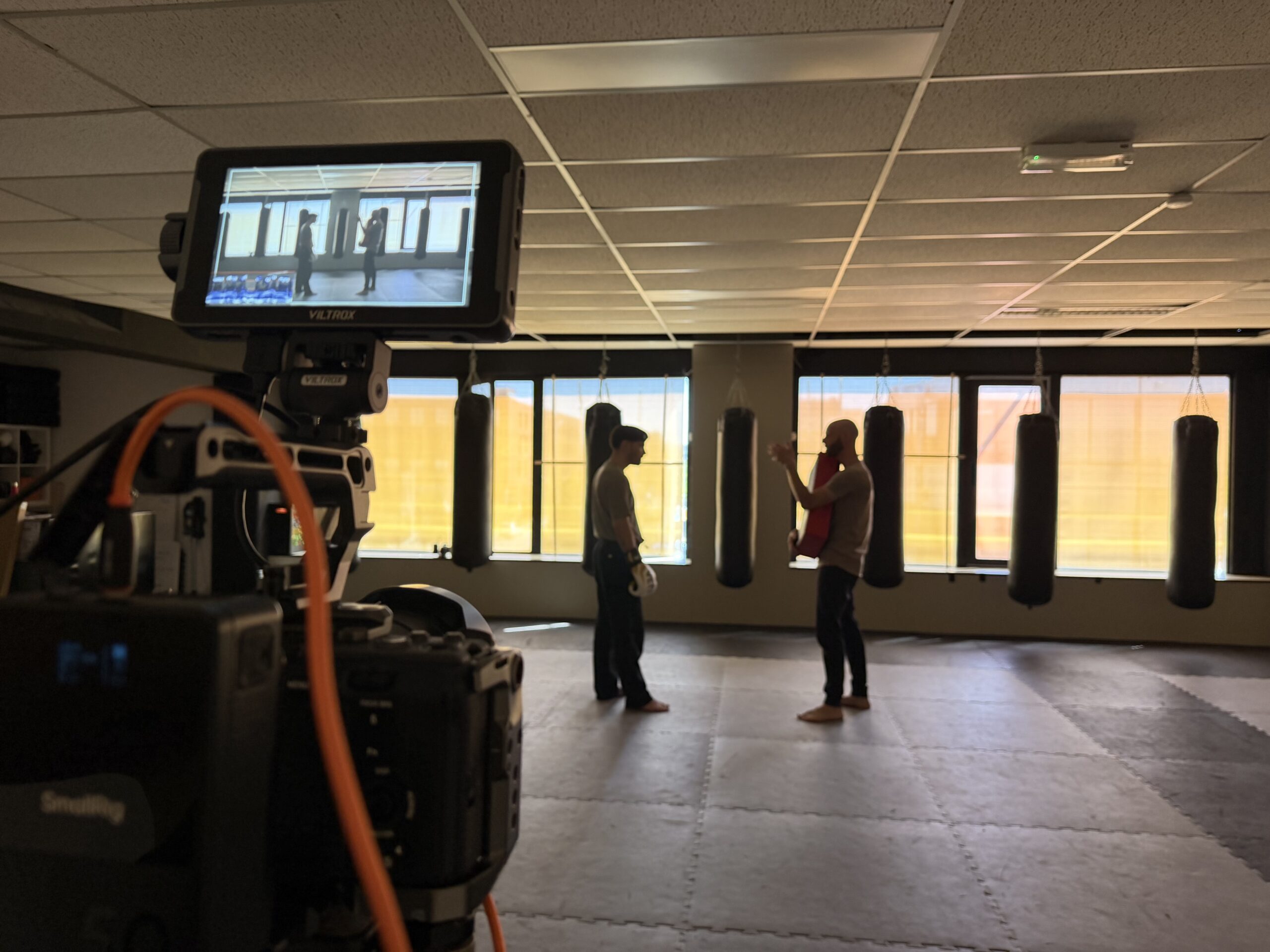 Opname met Jesper van der Putte voor een dagfilm productie van r8 studio voor de jaaropleiding systemisch boksen